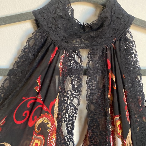 Bebe black halter top - Picture 4 of 8